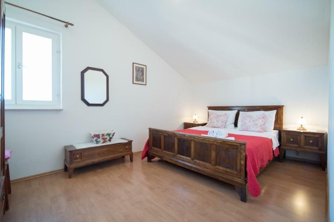 Apartments Petranic Supetar Luaran gambar